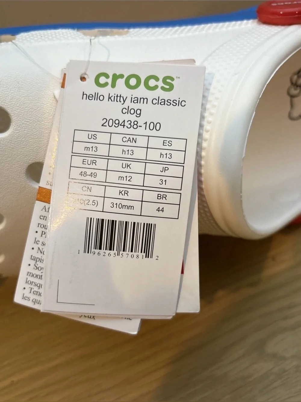 CROCS brand tag